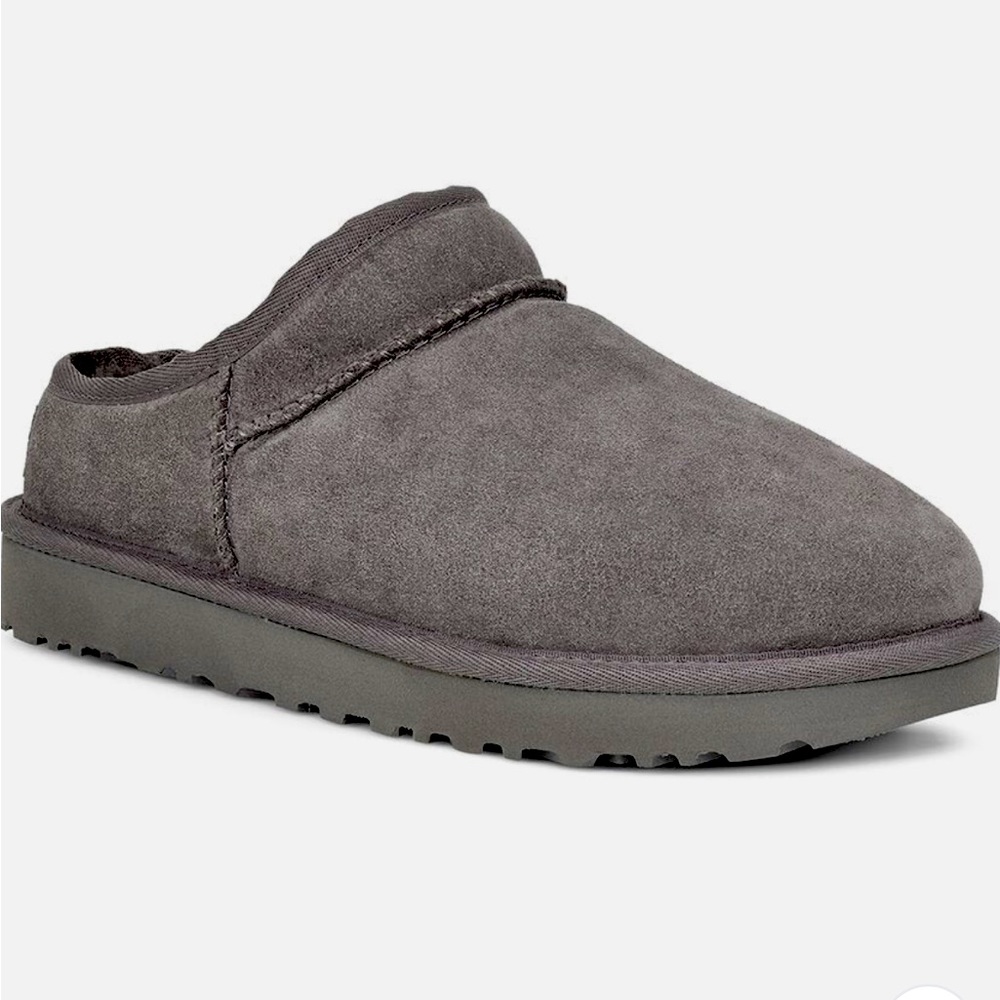 Ugg Classic Slipper - NEW IN BOX